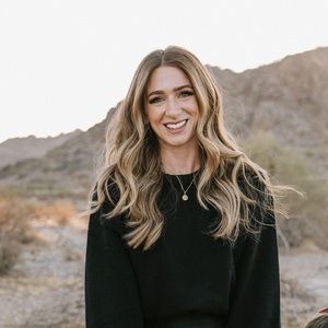 Meet your Posher, Jaymee